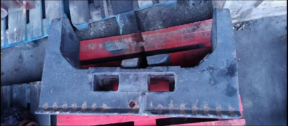 Pièce PORTE MASSE pour CASE IH MX220