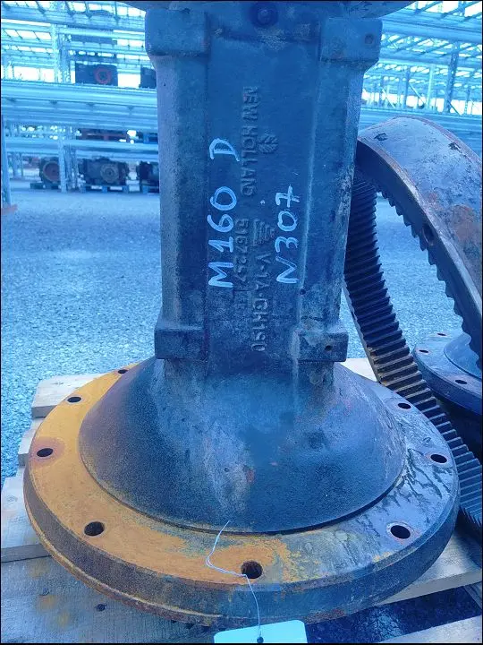 Pièce CARTER DE TROMPETTE NU PONT AR DROITE/GAUCHE pour FIAT M160