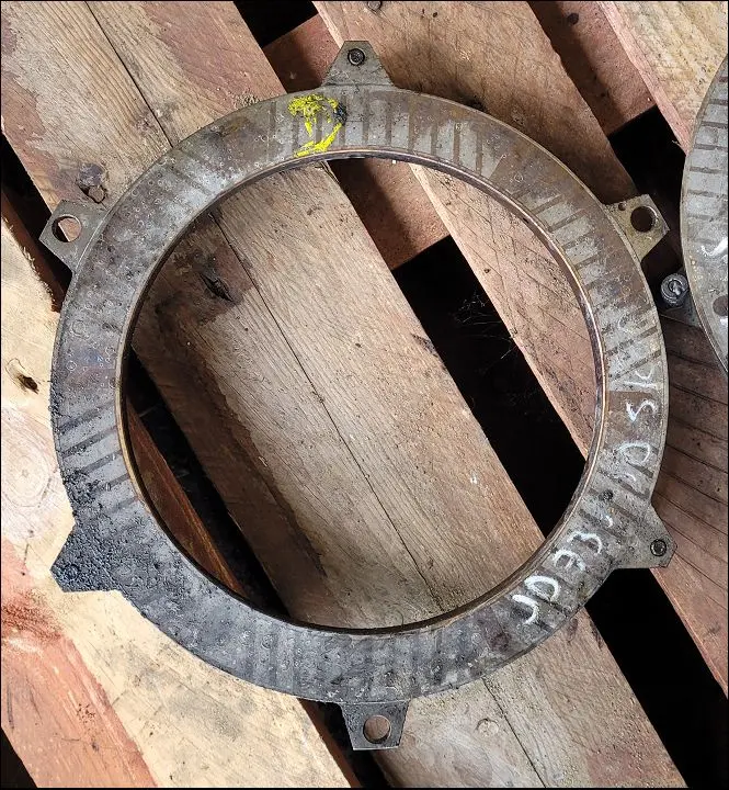 Pièce PISTON DE FREINAGE GAUCHE pour JOHN DEERE 5100R