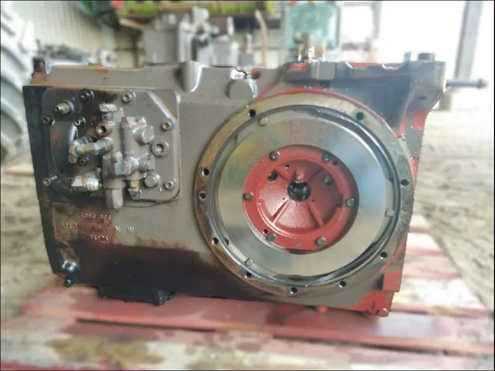 Pièce CARTER PONT AR NU pour RENAULT ARES 816 RZ