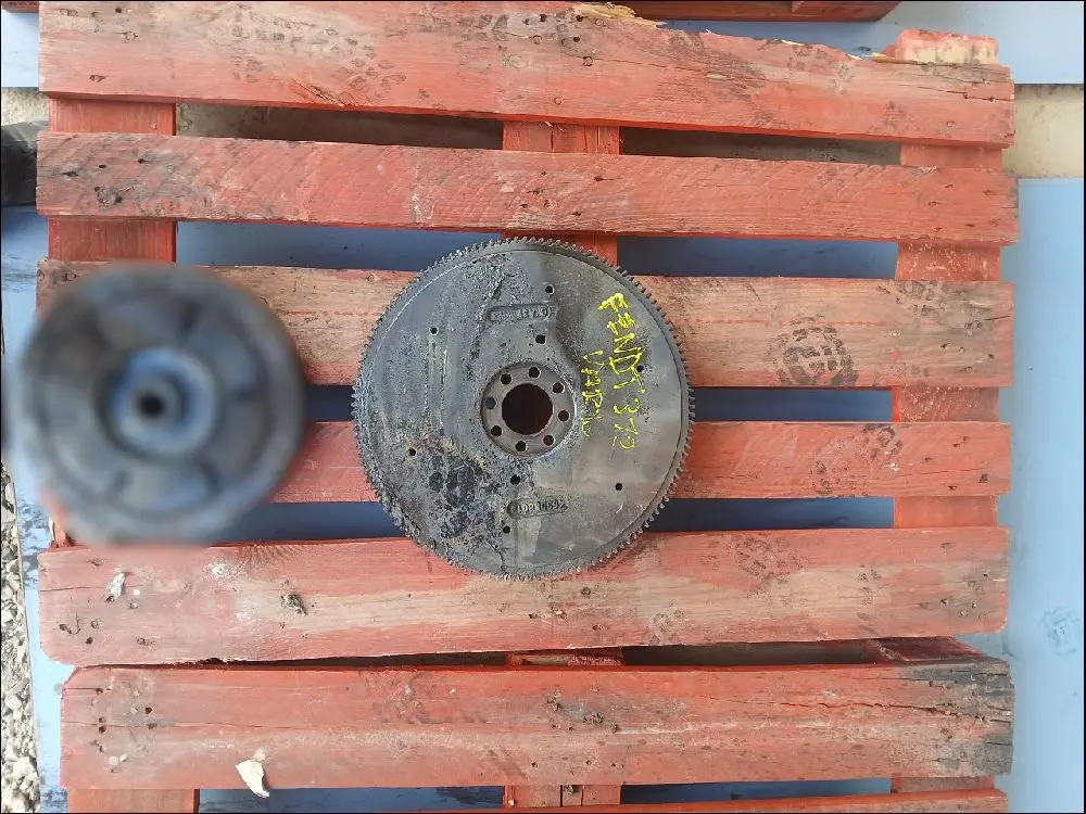 Pièce VOLANT MOTEUR pour FENDT 312