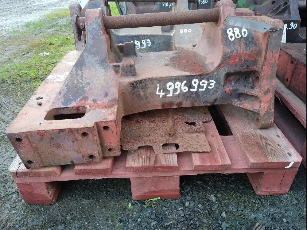 Pièce BERCEAU-BALANCIER PONT AV 2RM pour FIAT 880/ CS8