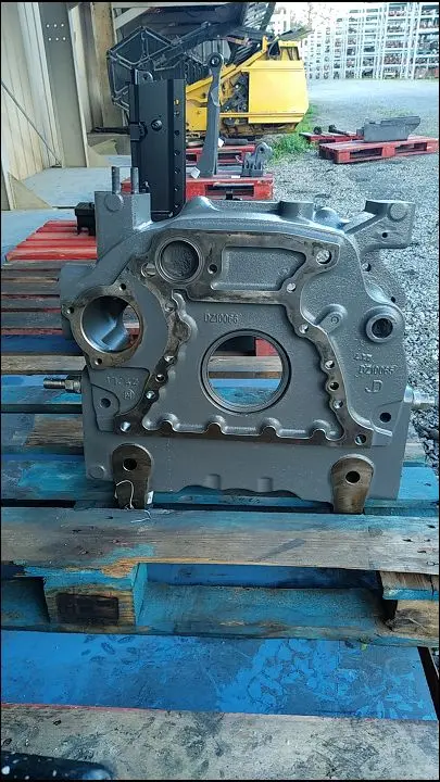 Pièce CARTER DE VOLANT MOTEUR pour CLAAS ARION 510