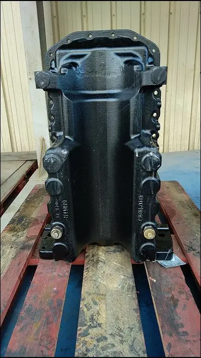 Pièce CARTER INFERIEUR D HUILE pour CLAAS ARION 510