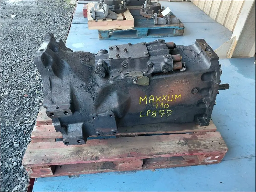 Pièce CARTER DE BOITE NU pour CASE IH MAXXUM 110