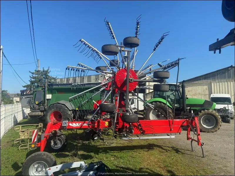 Véhicule FELLA JURAS TS 8055 PRO