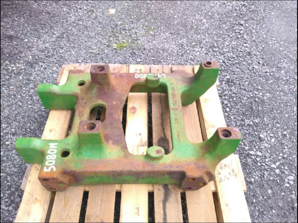 Pièce BERCEAU-BALANCIER PONT AV 4 RM pour JOHN DEERE 5080M
