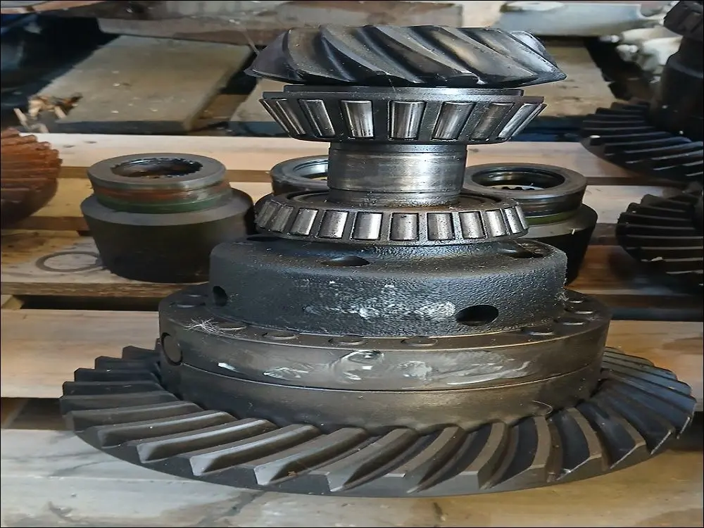 Pièce NEZ DE PONT DIFFERENTIEL pour JOHN DEERE 6630