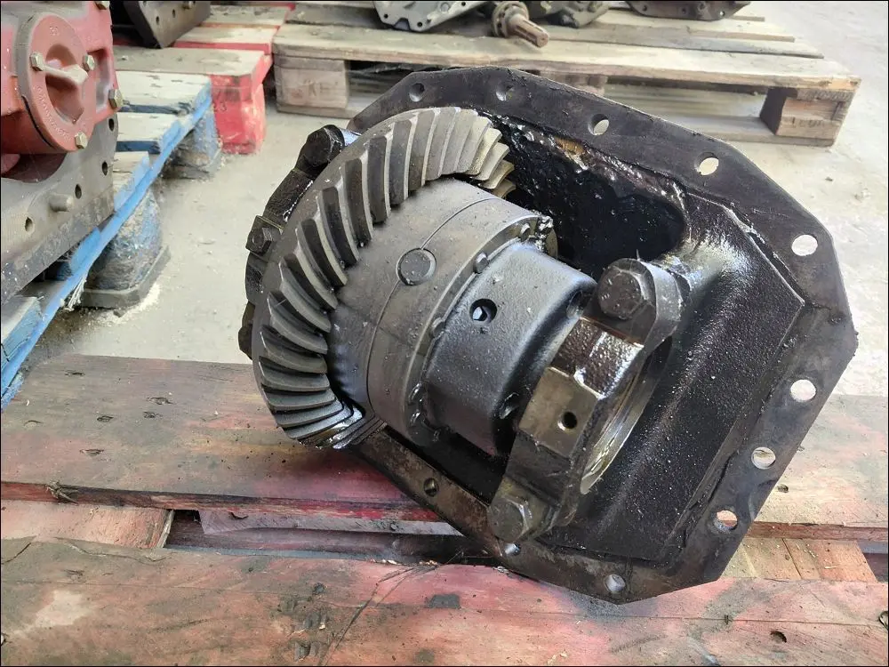 Pièce NEZ DE PONT DIFFERENTIEL pour VALTRA C90