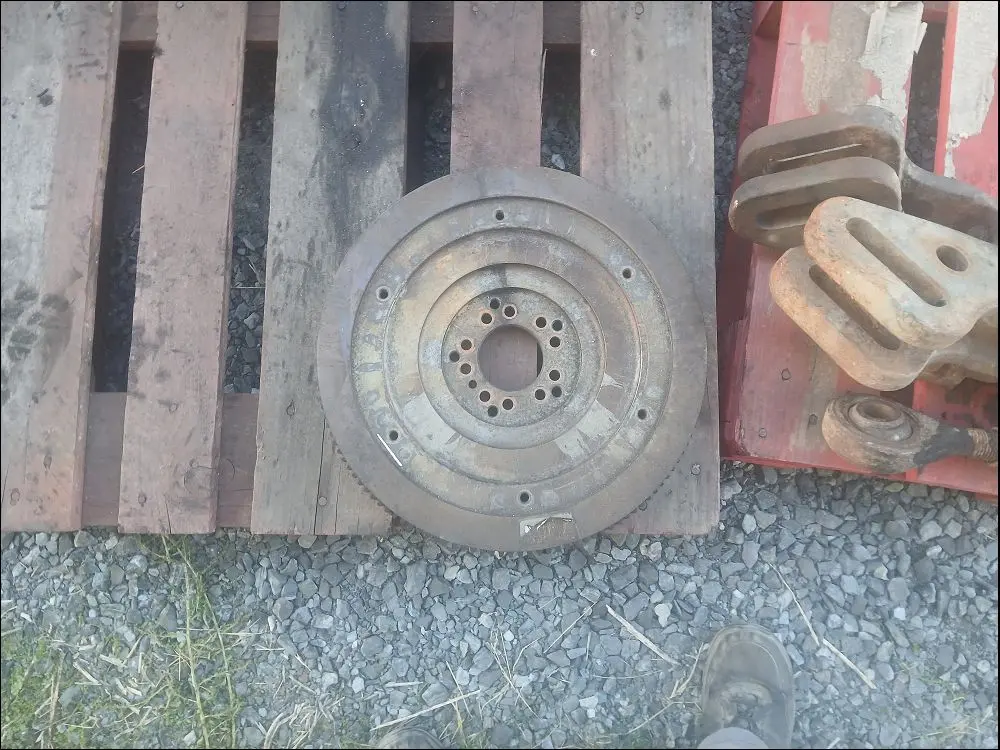 Pièce VOLANT MOTEUR pour DEUTZ-FAHR AGROTRON M600