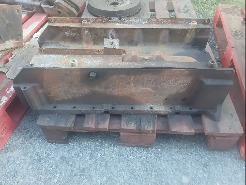 Pièce CARTER INFERIEUR D HUILE pour DEUTZ-FAHR AGROTRON M600