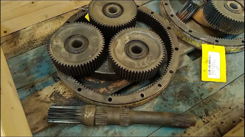 Pièce REDUCTEUR PONT AR pour DEUTZ-FAHR AGROTRON 6165.4RCS