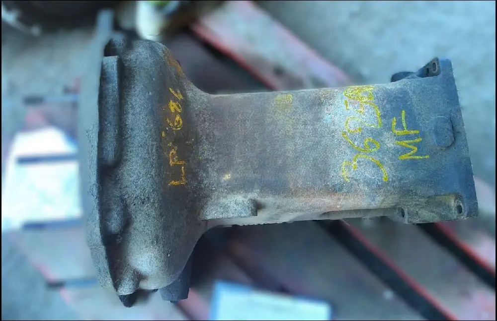 Pièce CARTER DE BOITE NU pour MASSEY FERGUSON 3625V