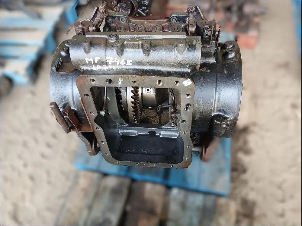 Pièce CARTER PONT AR COMPLET pour MASSEY FERGUSON 7465