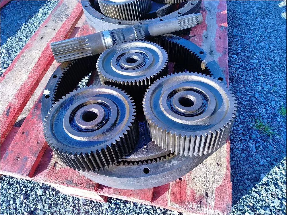 Pièce REDUCTEUR PONT AR pour NEW HOLLAND T7.540