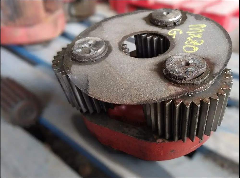 Pièce REDUCTEUR PONT AR pour MC CORMICK MX80