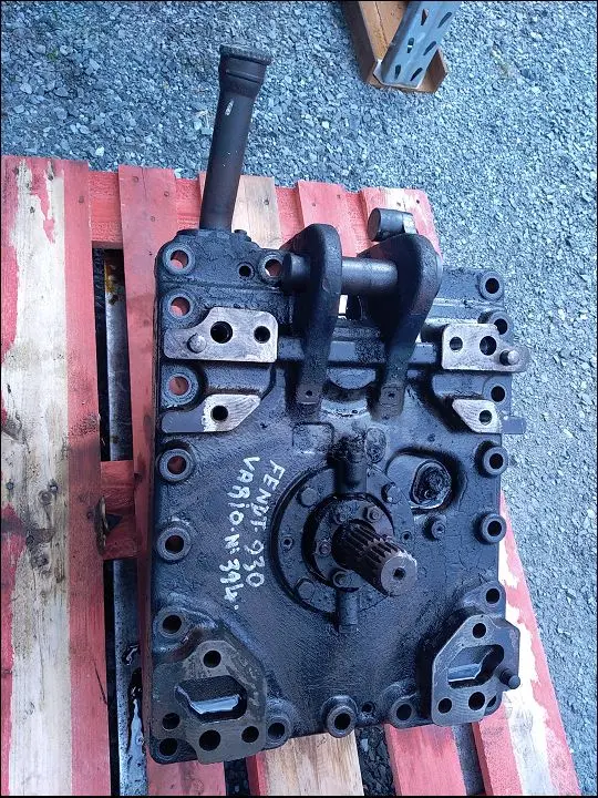 Pièce CARTER DE PDF pour FENDT 930 VARIO
