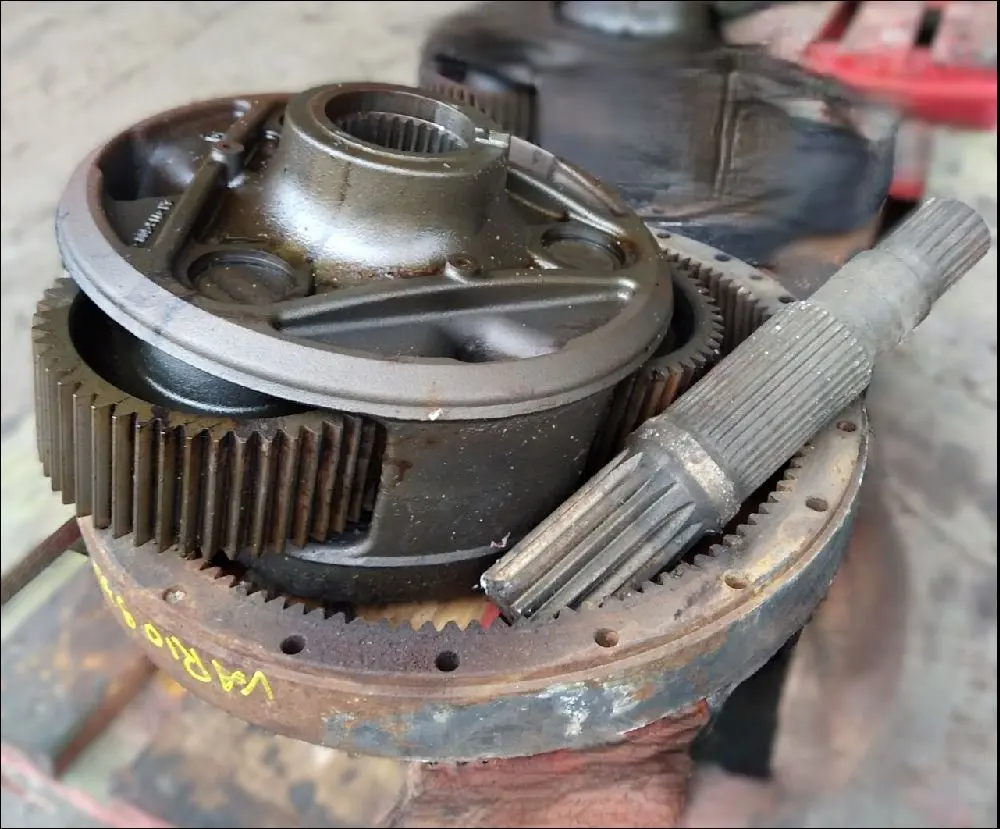 Pièce REDUCTEUR PONT AR pour FENDT 930 VARIO