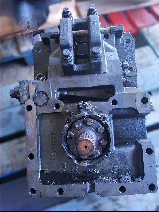 Pièce CARTER DE PDF pour CLAAS AXION 960 ST IV MR